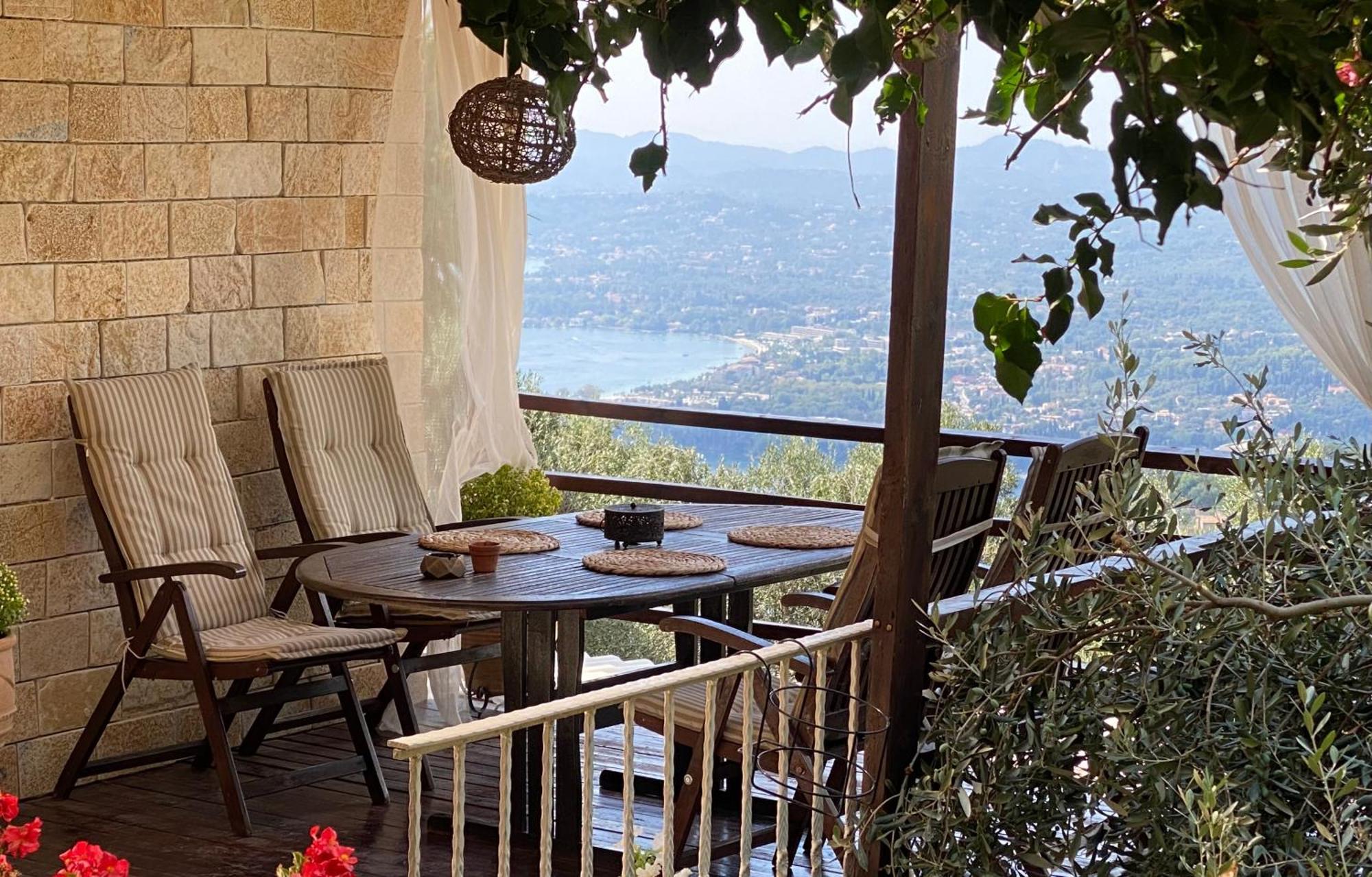 Lorantina Luxury Sea View Holiday House Close To Barbati & Ipsos Beach Spartýlas エクステリア 写真